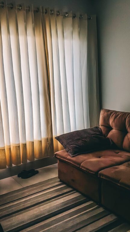 Simple Steps to Create a Cozy and Inviting Home Environment